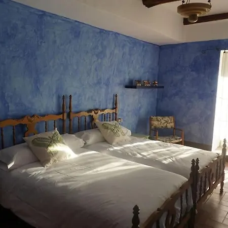 Chalet En El Monte De Bejar