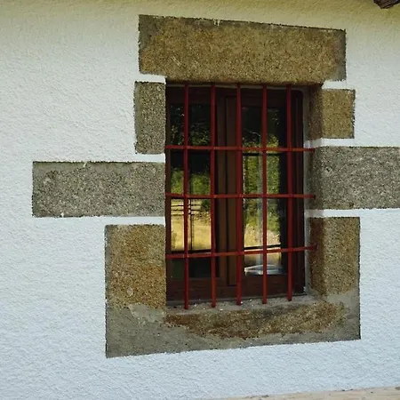 En El Monte De Bejar Chalet Cantagallo
